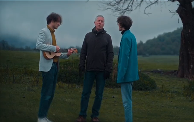 Səfir Tural və Turanla mahnı oxudu - VİDEO 1 Səfir Tural və Turanla mahnı oxudu - VİDEO