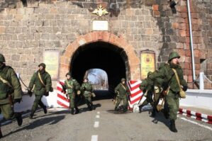 Rus bazası Ermənistandan çıxarılır? - Kopırkin açıqladı