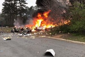 F-18 aviabazaya belə çırpıldı – Anbaan video