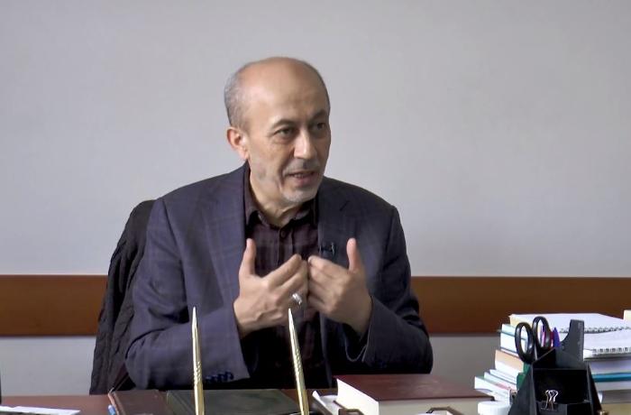 Ölən şəxsi musiqi ilə dəfn etmək olar? – Din xadimi açıqladı