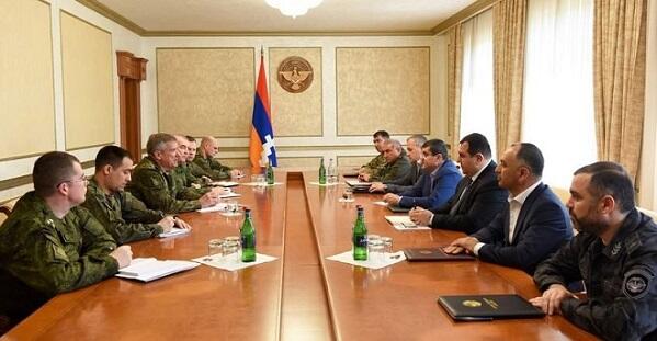 Lentsov yenə Arutyunyanla görüşdü, vəd verdi