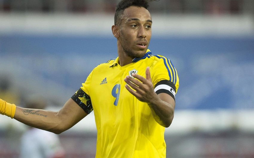 Qabon prezidenti məşhur futbolçudan nə xahiş etdi?