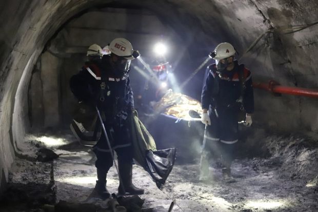 Türkiyədə mədən çökdü - Ölən və yaralananlar var