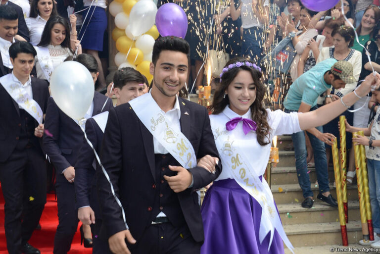 Bu il məzun olan şagirdlərin sayı açıqlandı