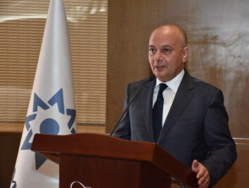 vuqar anama