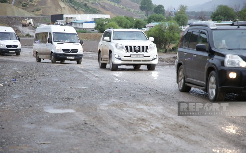 Bu gün daha 22 ailə Laçın rayonuna köçürüldü: evlərin açarları verildi - Foto