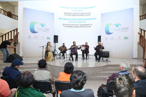 Şuşada “Muğam aləmi”: Musiqi Festivalının konsert proqramı oldu - FOTO 33 Şuşada “Muğam aləmi”: Musiqi Festivalının konsert proqramı oldu - FOTO