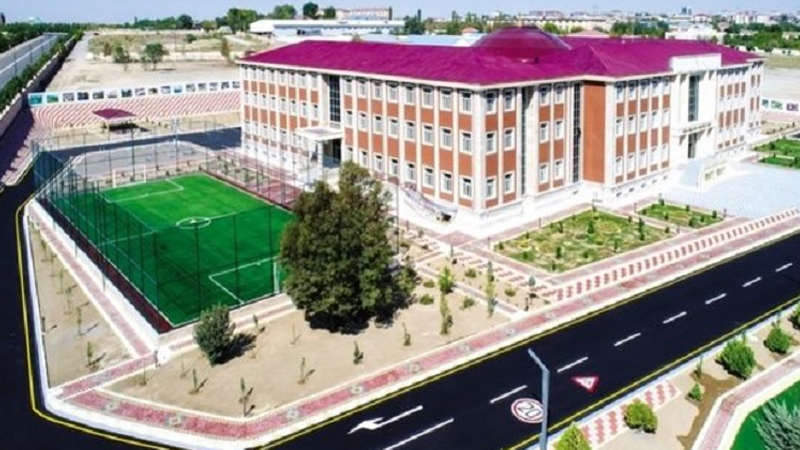 Naxçıvandan lisey universitetin tabeliyinə verildi