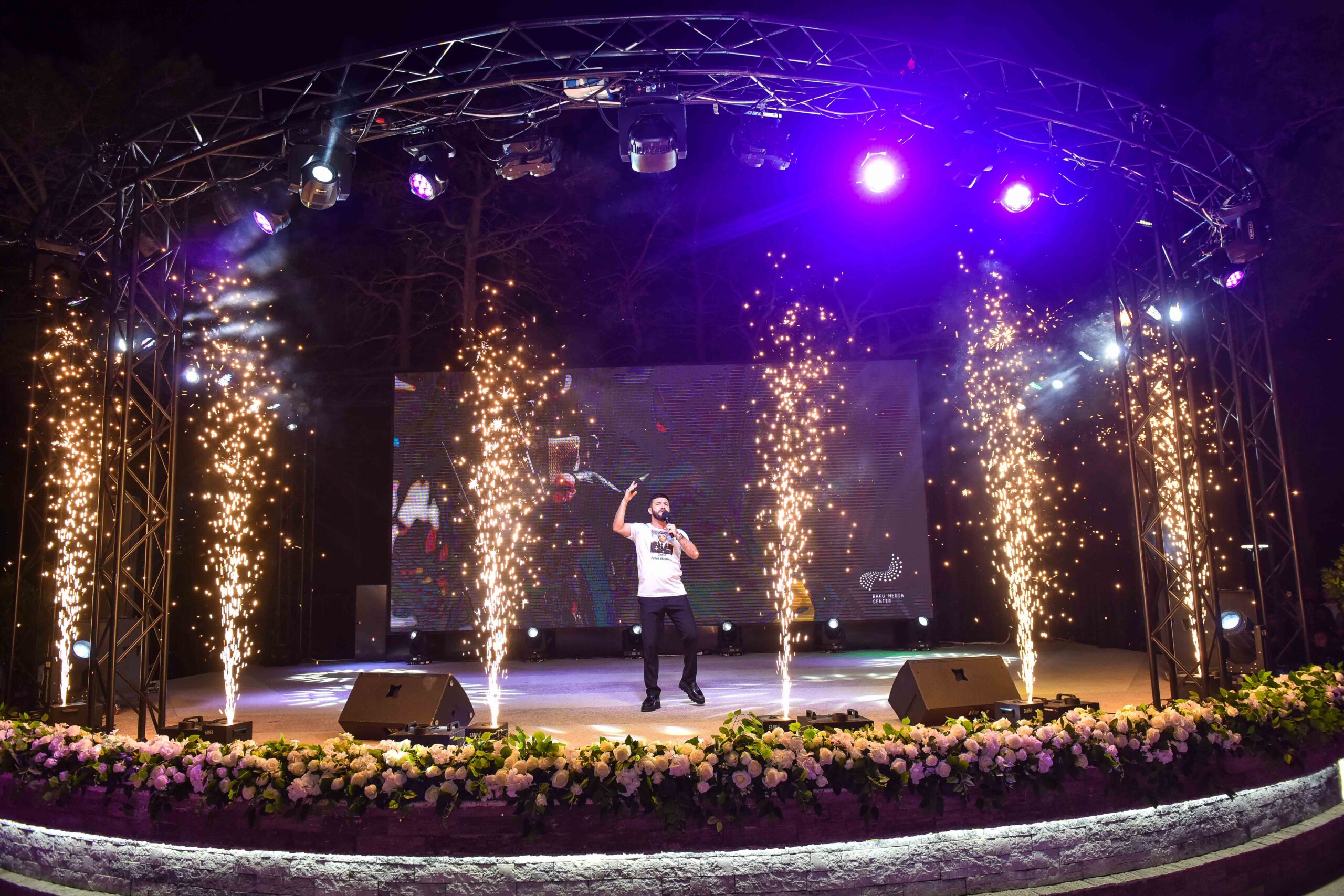 Xətaidə Silahlı Qüvvələr Gününə həsr olunmuş möhtəşəm tədbir keçirildi - VİDEO