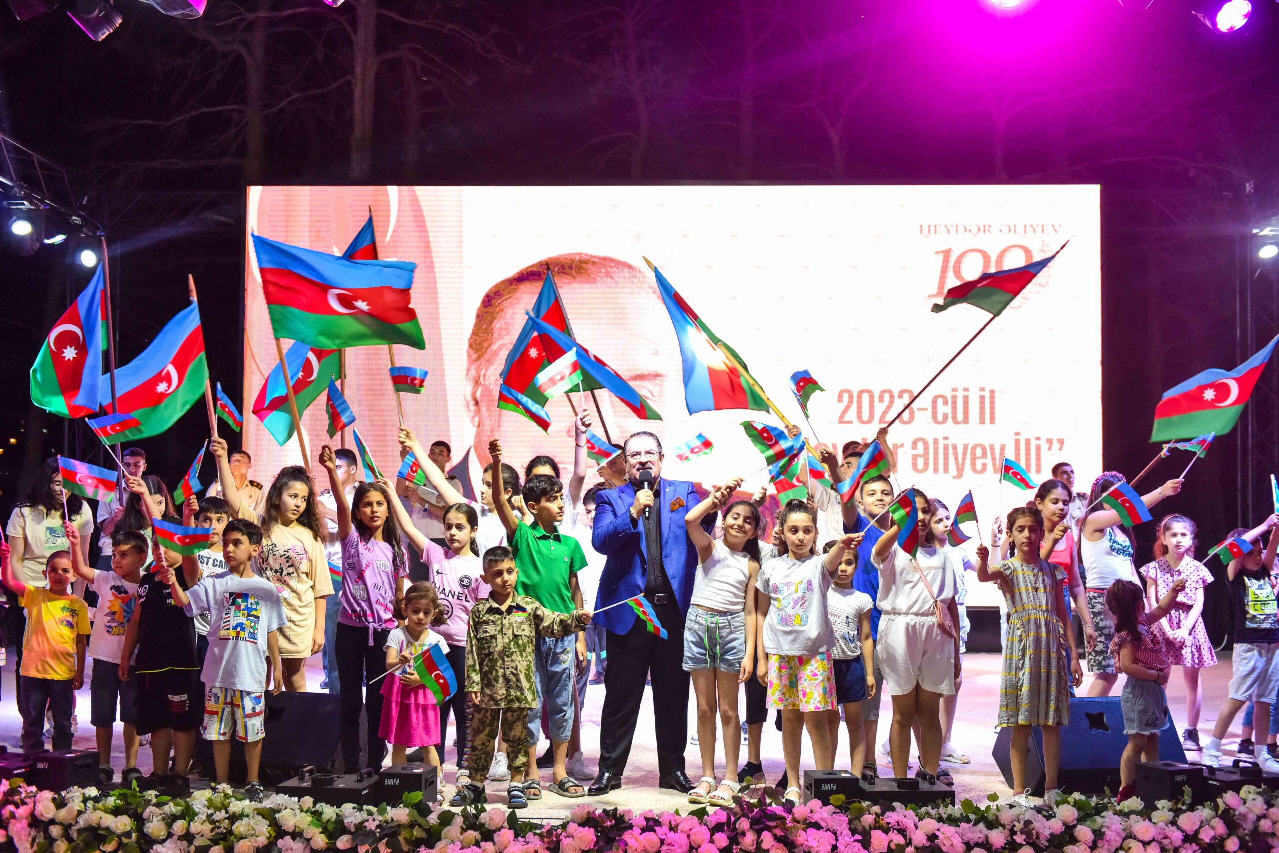 Xətaidə Silahlı Qüvvələr Gününə həsr olunmuş möhtəşəm tədbir keçirildi - VİDEO