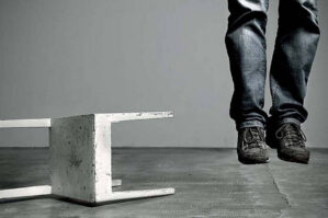 Naxçıvanda vəzifəli şəxsin qardaşı özünü öldürdü