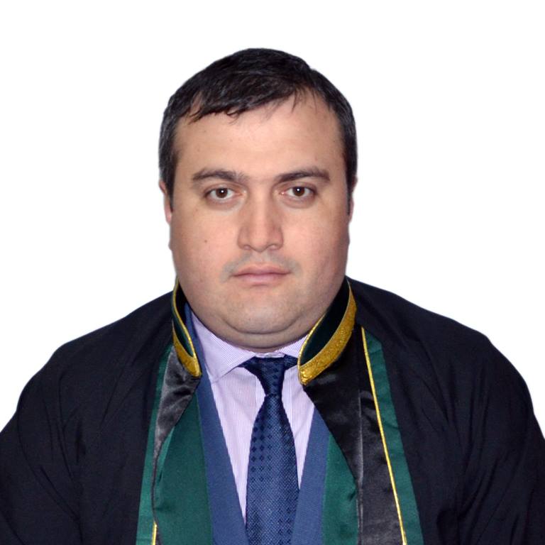 Tanınmış vəkil ölkə başçısına müraciət etdi