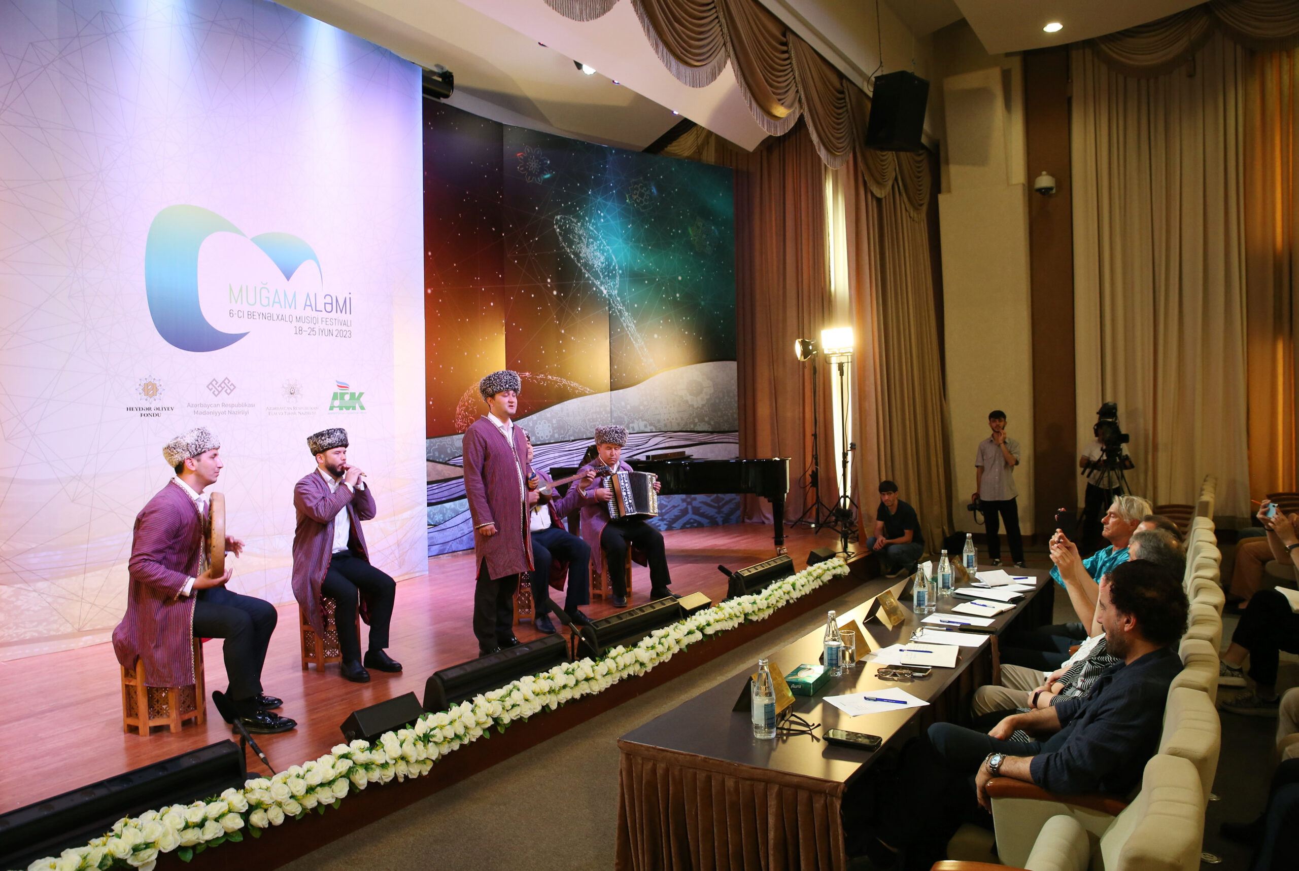 Muğam Müsabiqəsi: ikinci tura keçənlər bəlli oldu - Fotolar