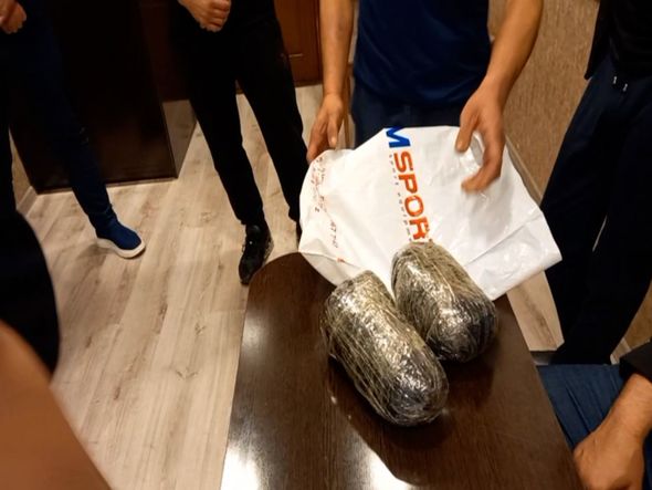 Bakıda iranlı narkotacirin şəbəkəsinin dörd üzvü tutuldu - FOTO/VİDEO 2 WhatsApp Image 2023 06 20 at 16.10.49 1