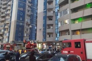 "Qobu park"da mənzil yandırılıb, sakinlər təxliyə edilib - YENİLƏNİB