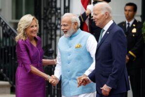 Bayden qeyri-adi hərəkəti ilə yenidən gündəmdə - VİDEO