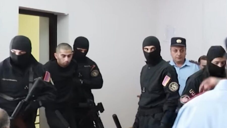 Azərbaycanlı əsirə Ermənistanda ağır cəza verildi