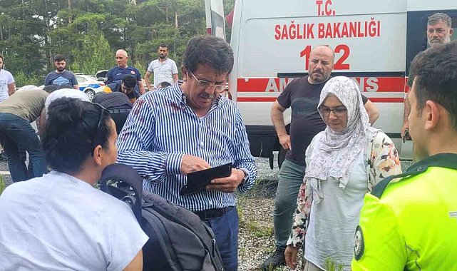 eski bakan zeybekci kazada yaralandi
