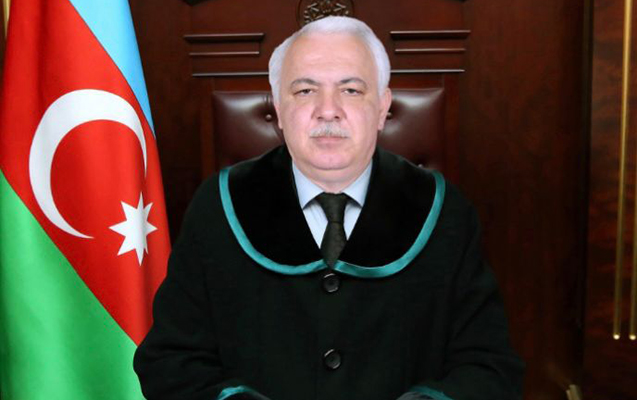 Tanınmış hakimin səhhəti pisləşdi: işlərini dayandırdı