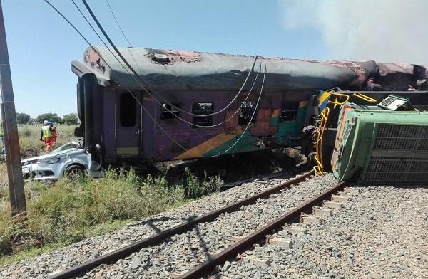 Krımda dəmir yolu partladıldı: qatar yoldan çıxdı