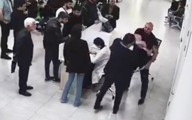 Qazinin çənəsini qıran idmançıdan xəbər var - VİDEO