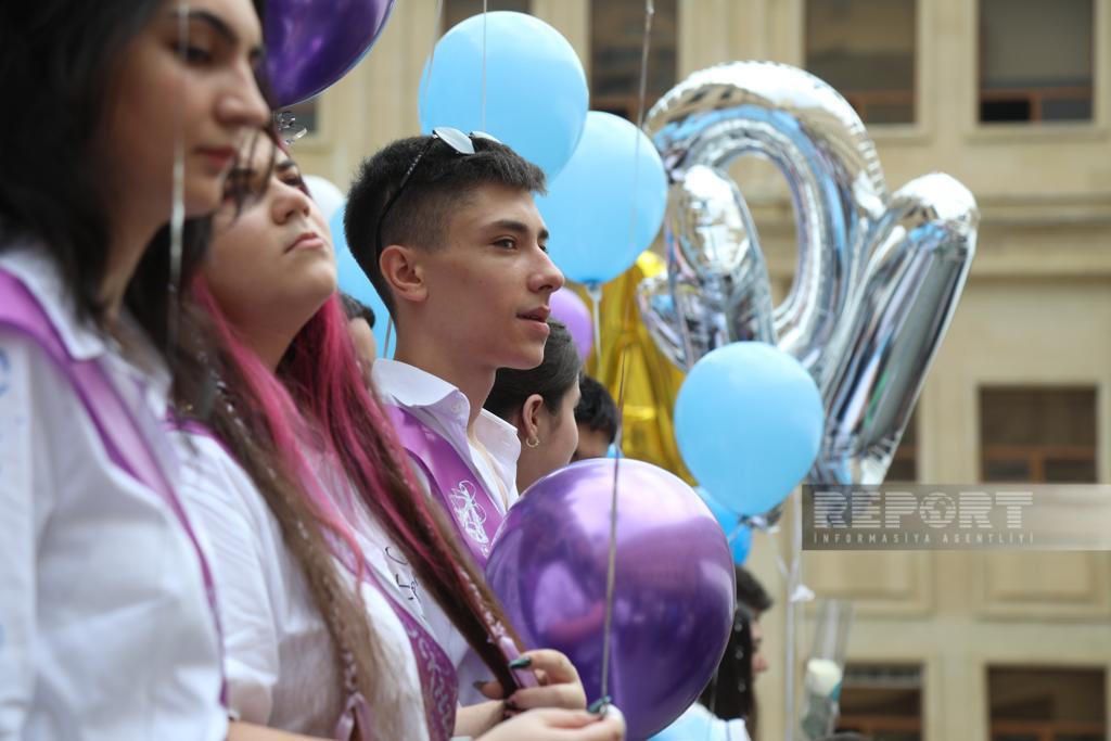 Azərbaycan məktəblərində “Son zəng” çalındı - FOTOLAR