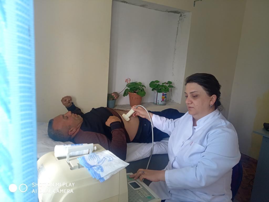 Söyüdlüdə monitorinqlər davam etdirilir - Kənd sakinləri tibbi müayinədən keçirilir - FOTOLAR