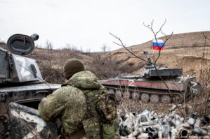 Rus əsgəri döyüş zamanı intihar etdi - VİDEO