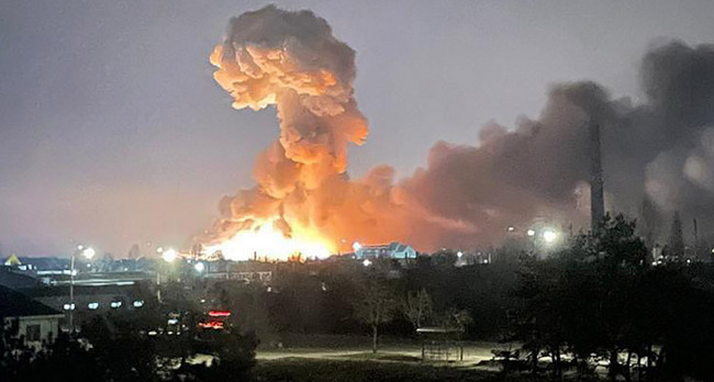 Zaporojyeyə raket zərbəsi endirilib - Ölən var