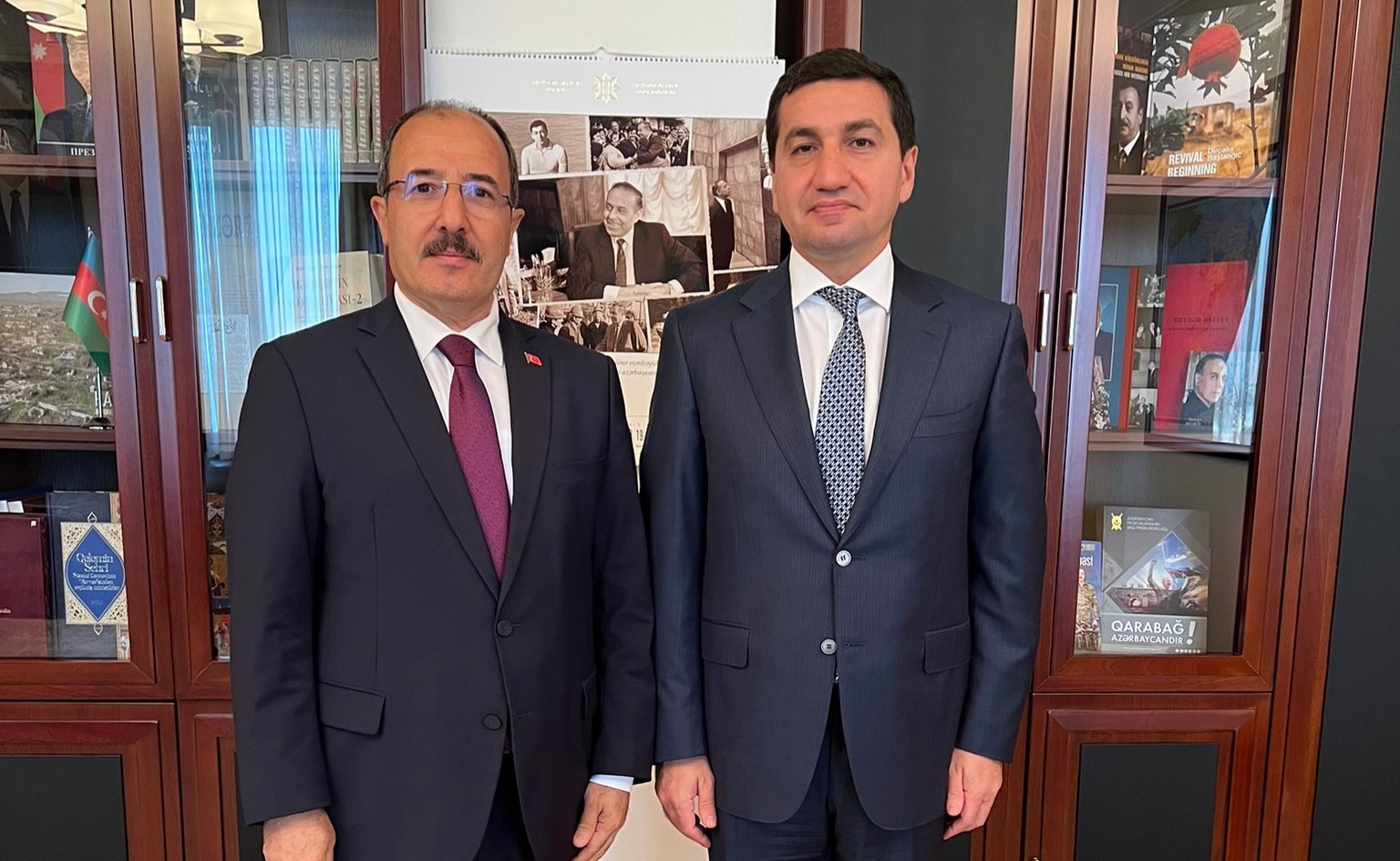 Hikmət Hacıyev Cahit Bağçı ilə görüşdü - FOTO