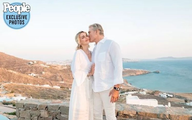 Məşhur aktyor özündən 38 yaş kiçik xanımla evləndi - FOTO