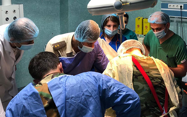 Faciə: Uşağın əli ətçəkən maşında qaldı, barmaqları amputasiya olundu