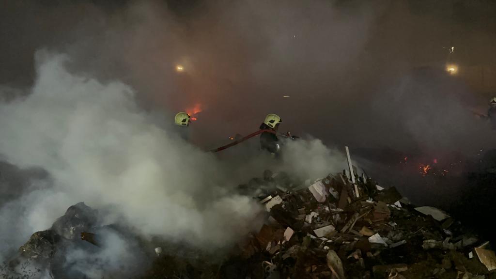 Bakıda açıq ərazidə güclü yanğın oldu - FOTO/VİDEO