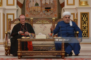 Şeyx Müqəddəs Taxt-Tacın dövlət katibi ilə görüşdü