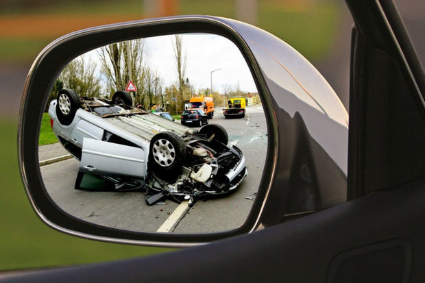 Hacıqabulda avtomobil aşdı: ölən və yaralananlar var