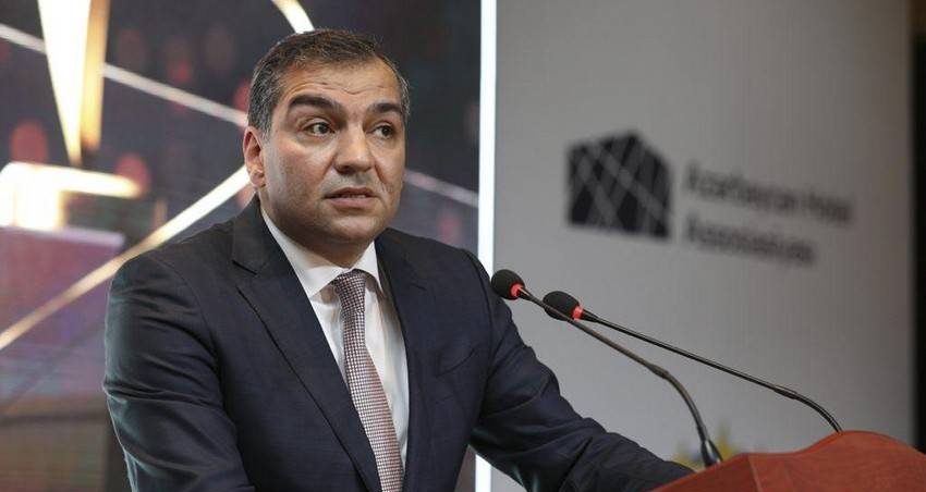 Töhmət alan məmurun qaynanasının təşkilatı bağlandı