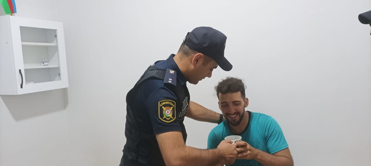 İtkin turistlər tapıldı - FOTO