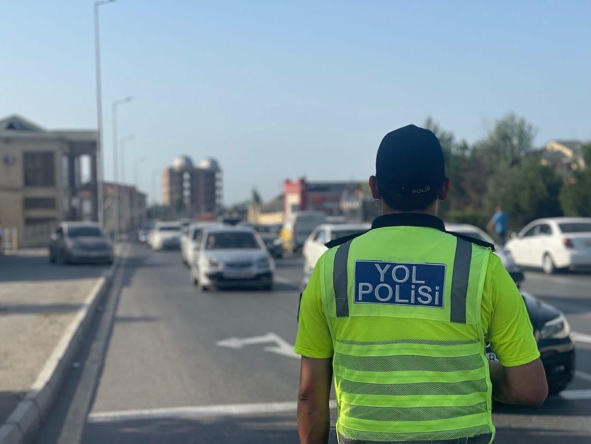 Polis çimərlikləri nəzarətə götürdü - FOTO