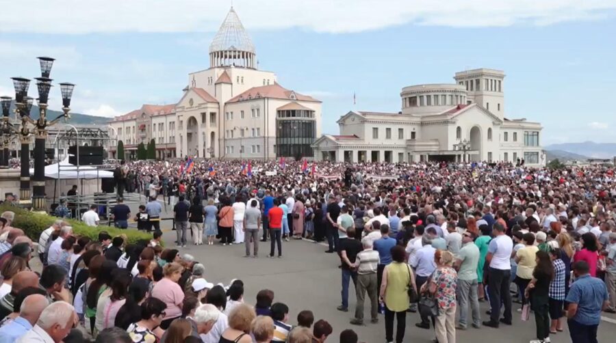 Sülhməramlılar onları Qarabağdan çıxarır - Təşviş başladı