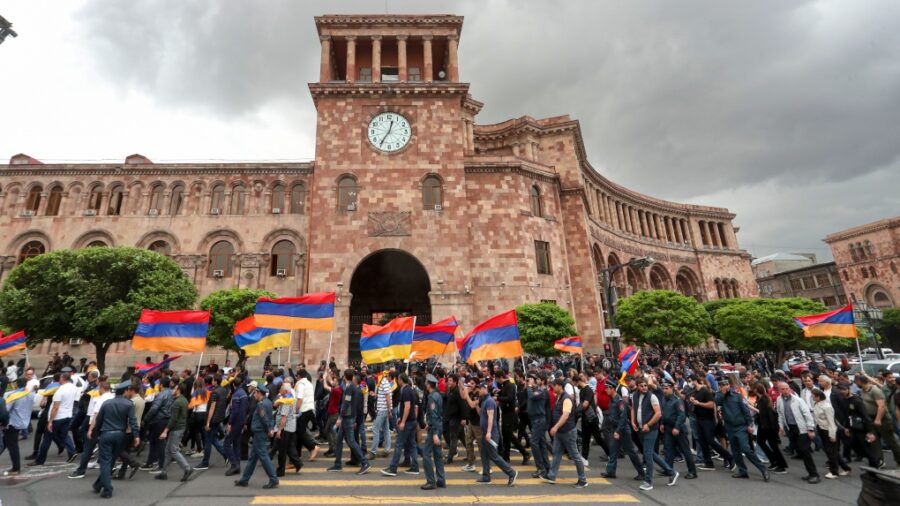 armenia protest 1 5898611 1652294548274