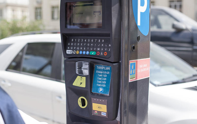 Parkinqlərlə bağlı yeni tariflər qüvvəyə mindi - CƏDVƏL