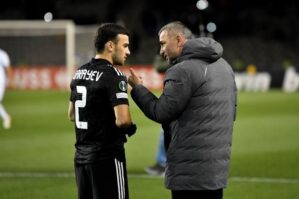 Qurbanov Qara Qarayevdən danışdı