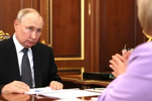 Putindən Ukraynanın 4 bölgəsi ilə bağlı QƏRAR