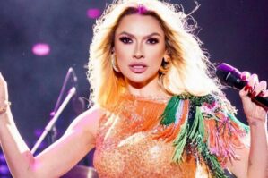 1692601450 hadise 91663226012