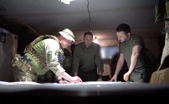 Zelenski Donetskə getdi - FOTO