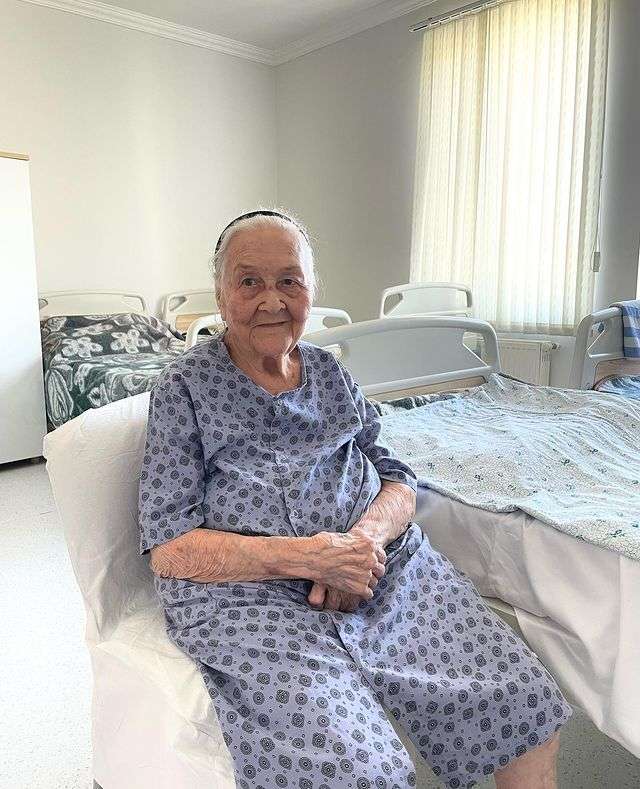 Azərbaycanda unikal olay: müharibə iştirakçısı 97 yaşlı qadın... - FOTO