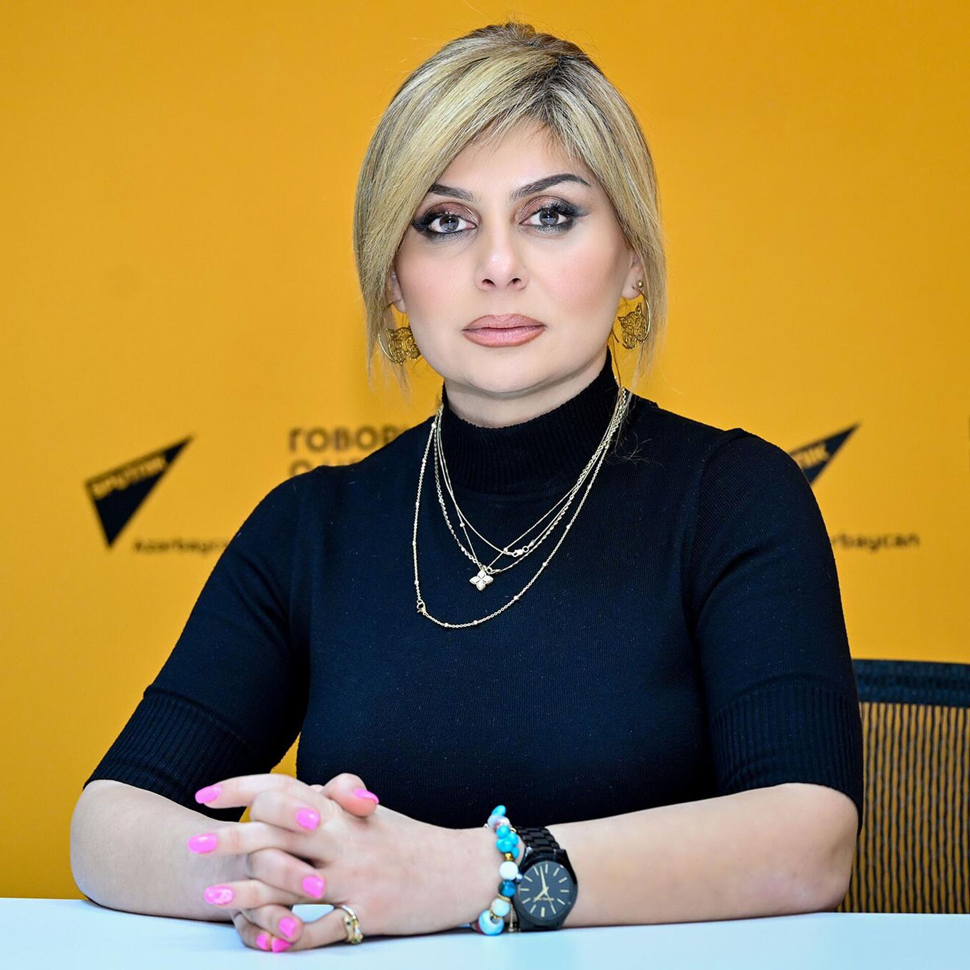 Rövşanə "Space"dən getdi - Səbəb...