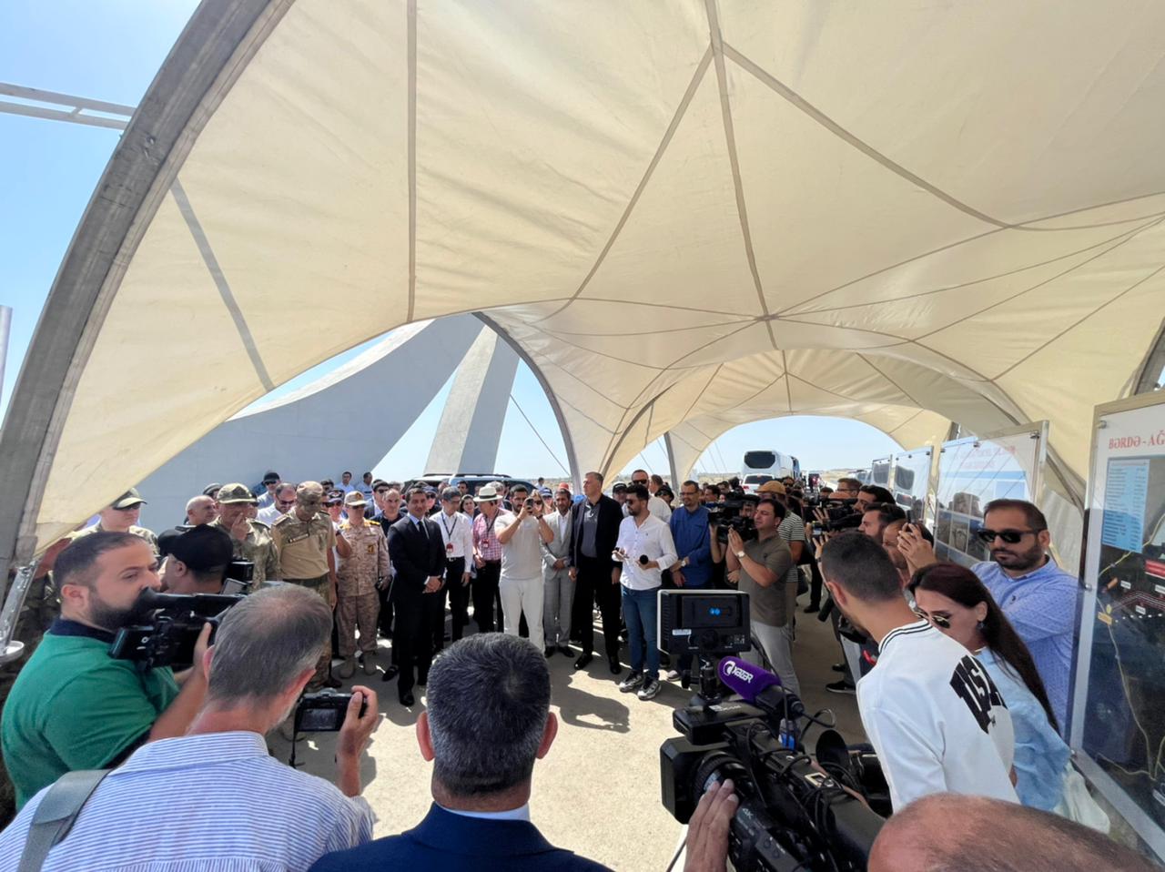 Bakı İrəvanı öz silahı ilə vurdu - Kritik Xankəndi gedişi