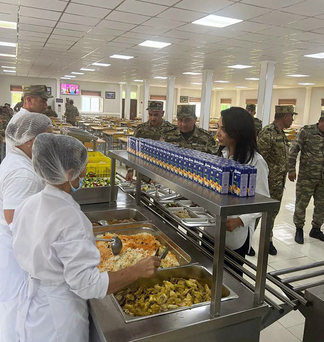 Ombudsman hərbi hissəni ziyarət etdi - FOTO