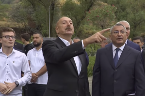 Prezident Rövşən Rzayevə irad tutdu - VİDEO